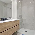 아파트 Modern 2 Bed Ground Floor Cortesin