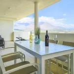 Modern 2 Bed Ground Floor Cortesin * 카사레스