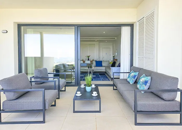 Modern 2 Bed Ground Floor Cortesin * Casares