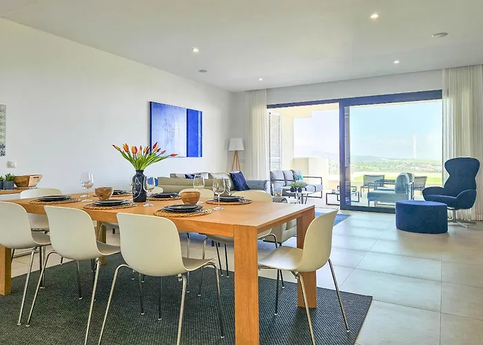 Apartamento Modern 2 Bed Ground Floor Cortesin