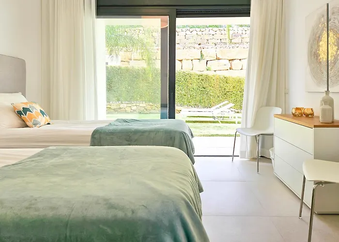 Modern 2 Bed Ground Floor Cortesin Apartamento