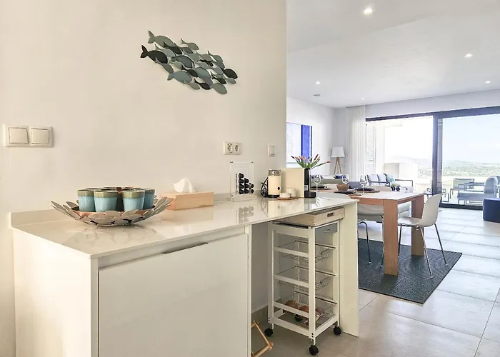 Apartamento Modern 2 Bed Ground Floor Cortesin *