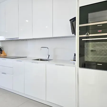 Apartment Modern 2 Bed Ground Floor Cortesin Buenas Noches