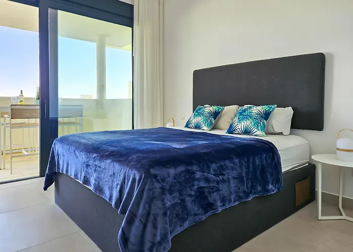 Modern 2 Bed Ground Floor Cortesin *